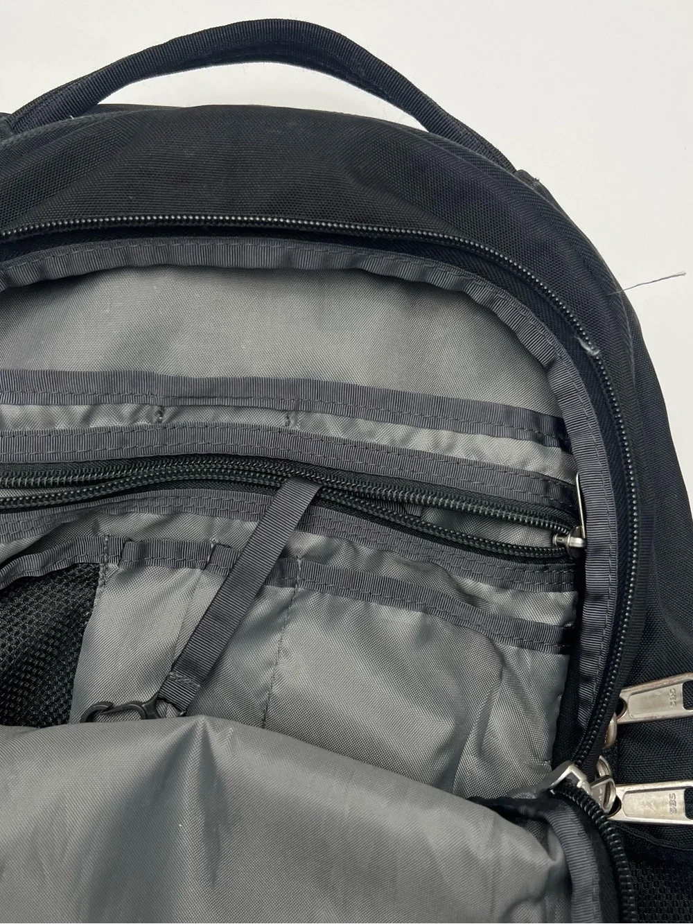 The North Face Jester Flexvent Black Backpack